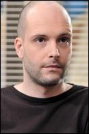 <b>Guillaume trouve</b> que Vincent a un comportement étrange et se demande ... - 16_1Oi5I