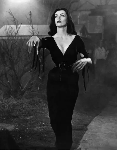 Vampira apparaît dans le classique :