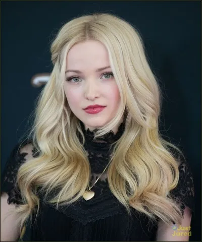 Quelle est l'actrice de Liv et Maddie ?