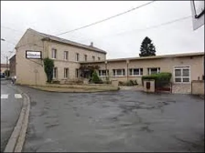 Pour débuter cette balade, nous partons en Lorraine, à Cutry. Village du Pays Haut, dans l'arrondissement de Briey, il se situe dans le département ...