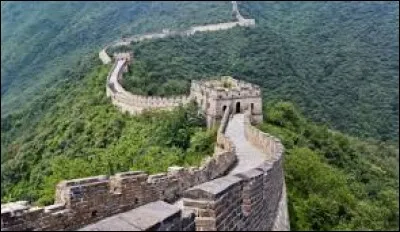 La Grande Muraille est visible de la Lune. Quel taïkonaute envoyé par la Chine affirmait le contraire en 2003 lors de son voyage dans l'espace ?