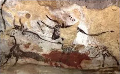 Où trouve-t-on la célèbre grotte de Lascaux ?