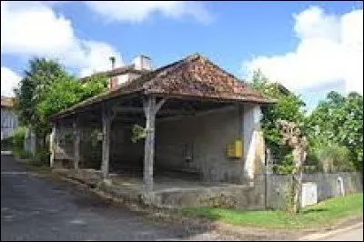 Castelnavet est un village du Gers. Il se situe donc dans l'ancienne région ...