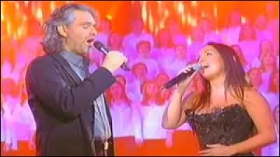 En 1997, avec quelle chanteuse Andrea Bocelli partage-t-il un duo sur la chanson "Vivo Per Lei" ?