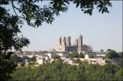 Dans quel département français la ville de Laon se situe-t-elle ?