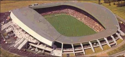 Dans quelle ville ce stade est situ ?