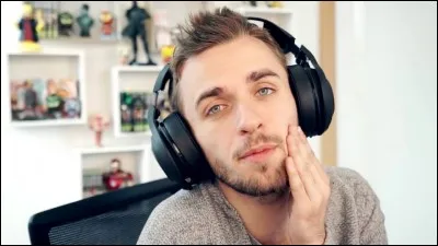 Comment Squeezie s'appelle-t-il ?