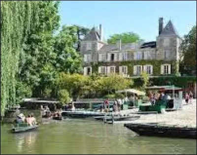 Pour commencer cette semaine, je vous emmène dans le Marais Poitevin, à Arçais. Nous serons en région ...