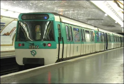 Combien y a-t-il de lignes de métro (en comptant les métros bis) ?