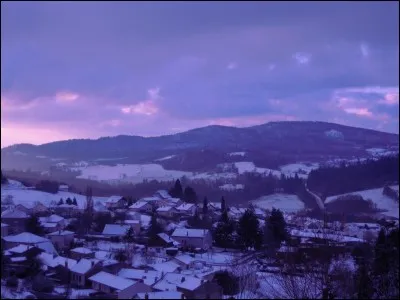 Si vous devez aller à Saint-Just-en-Chevalet,dans quel département devez-vous vous rendre ?