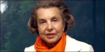 Quel grand comédien a accepté de jouer le rôle de Liliane Bettencourt dans un film d'Edouard Baer ?