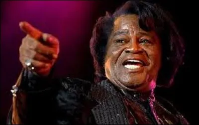 James Brown, légende de la funk, de la soul et du rhythm & blues, s'en est allé en 2006. Quel âge avait-il ?