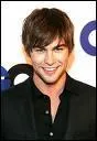 Quel est le signe astrologique de chace crawford?