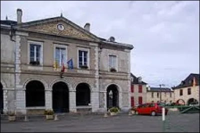 Cette balade dominicale commence aujourd'hui en Nouvelle-Aquitaine, à Bruges-Capbis-Mifaget. Commune de l'arrondissement de Pau, elle se situe dans le département ...