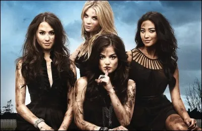 Dans la série "Pretty Little Liars" qui est "A" dans les deux premières saisons ?