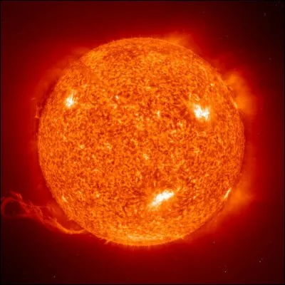 Quelle est la magnitude (luminosité) du Soleil ?