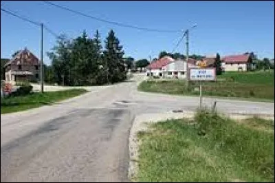 Nous partons pour commencer dans le Jura, à Bief-des-Maisons. Petit village de 75 habitants, il se situe en région ...