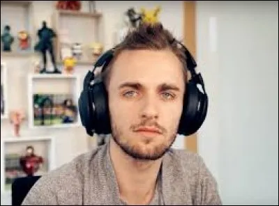 En quelle année est né Squeezie ?