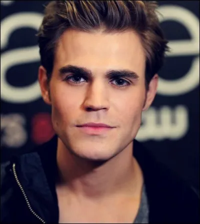 Quel est le véritable nom de Paul Wesley ?