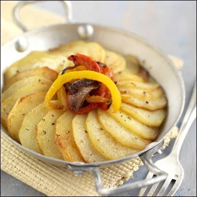 Aimes-tu les patates grillées au feu de bois ?