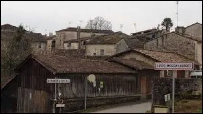 Nous commençons notre balade en Nouvelle-Aquitaine, à Castelmoron-d'Albret. Petit village de 51 habitants, dans l'Entre-deux-Mers, il se situe dans le département ...