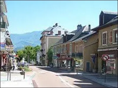 Cette balade dominicale débute en Auvergne-Rhône-Alpes, à Cognin. Ville de l'agglomération Chambérienne, elle se situe dans le département ...