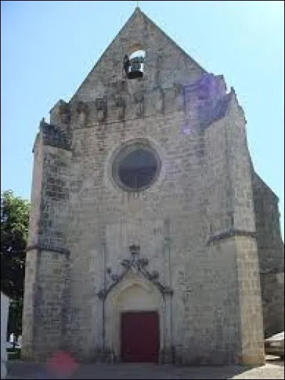 Pour commencer le week-end, je vous emmène en Nouvelle-Aquitaine, à Angoulins (nommée aussi Angoulins-sur-Mer). Ville de l'arrondissement de La Rochelle, elle se situe dans le département ...