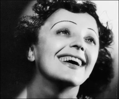 Édith Piaf a chanté cette chanson en 1936.