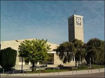 Cette semaine, nous commençons notre périple dans le Grand-Est, à Bliesbruck. Village de l'arrondissement de Sarreguemines, il se situe dans le département ...