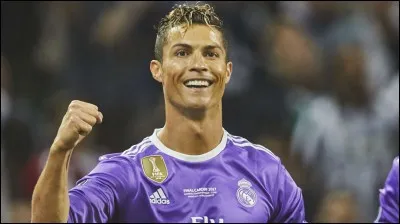 Quel est le nom complet de CR7 ?