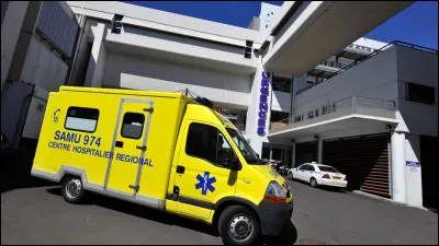 Le SAMU t'envoie sur un accouchement car les pompiers ne sont pas disponibles, tu...