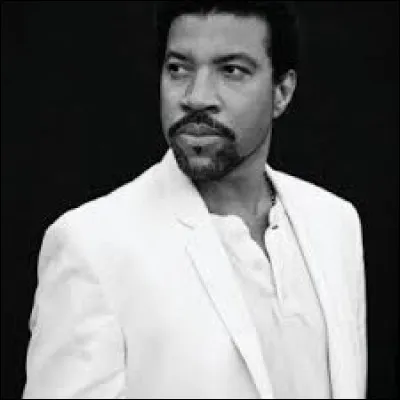 À quel groupe Lionel Richie appartenait-il ?