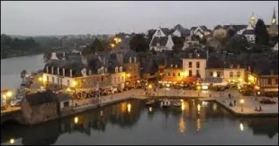 Ce week-end, notre balade commence en Bretagne, à Auray. Ville de l'arrondissement de Lorient, elle se situe dans le département ...