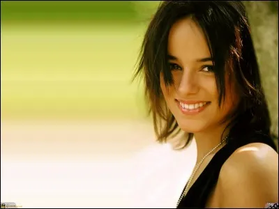 Alizée a chanté cette chanson en 2012.