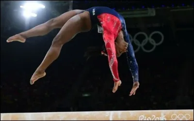 Combien y a-t-il d'agrès dans la gymnastique artistique féminine ?