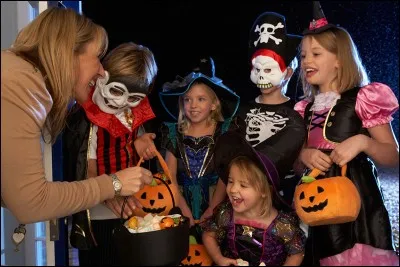 À Halloween, les enfants demandent :