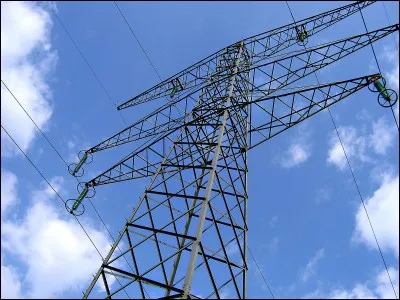 Quelle est la particularité des structures en treillis ?