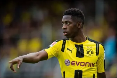 Troisième plus gros transfert de cet été et troisième plus gros transfert de l'histoire du football, dans quel club le prodige Ousmane Dembélé a-t-il signé un contrat de 5 ans pour 105 millions d'euros ?