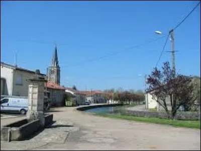 Nous commençons notre balade dans la Meuse, à Biencourt-sur-Orge. Nous sommes en région ...