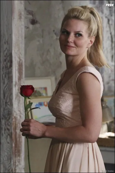 Quelle actrice incarne le rôle d'Emma Swan ? (les acteurs peuvent changer au milieu de la série c'est pour ça qu'il existe une réponse "Les deux")