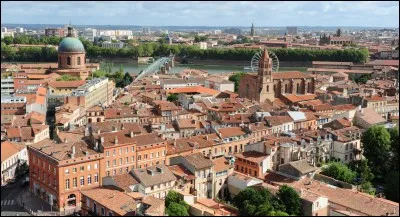 Quelle est cette ville française ?