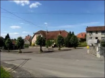 Village Haut-Saônois, Angirey se situe dans l'ancienne région ...