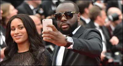 Comment se prénomme la femme de Maître Gims ?