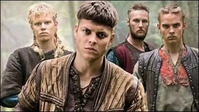 Quel est le prénom du fils infirme de Ragnar ?