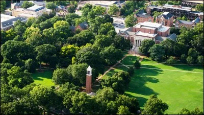 Quelle est cette université ?