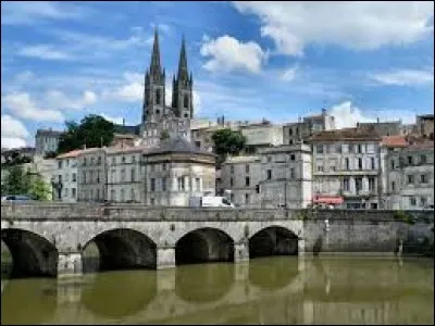 Pour commencer en douceur, je vais vous demander le nom des habitants de Niort (Deux-Sèvres). Ce sont des ...