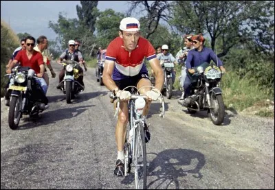 De quelle nationalité était le cycliste Charly Gaul ?