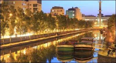 Cochez la préfecture de la région Bretagne.