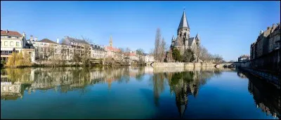 Quelle est cette ville de la région Grand Est ?