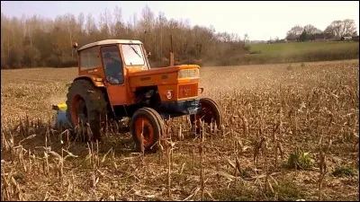 Quelle est la marque de ce tracteur ?